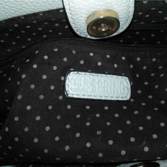 CALL IT SPRING! Robins egg blue handbag - Picture 12 of 13